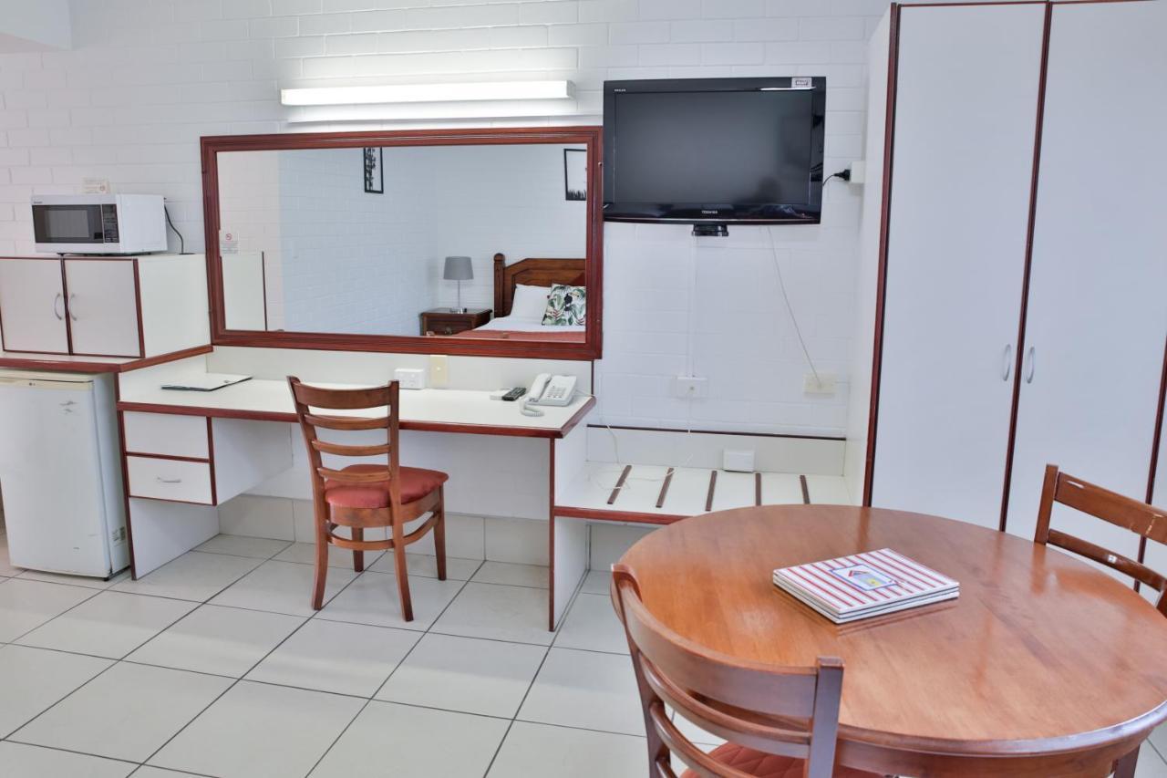 Central Park Motel Rockhampton Exterior foto