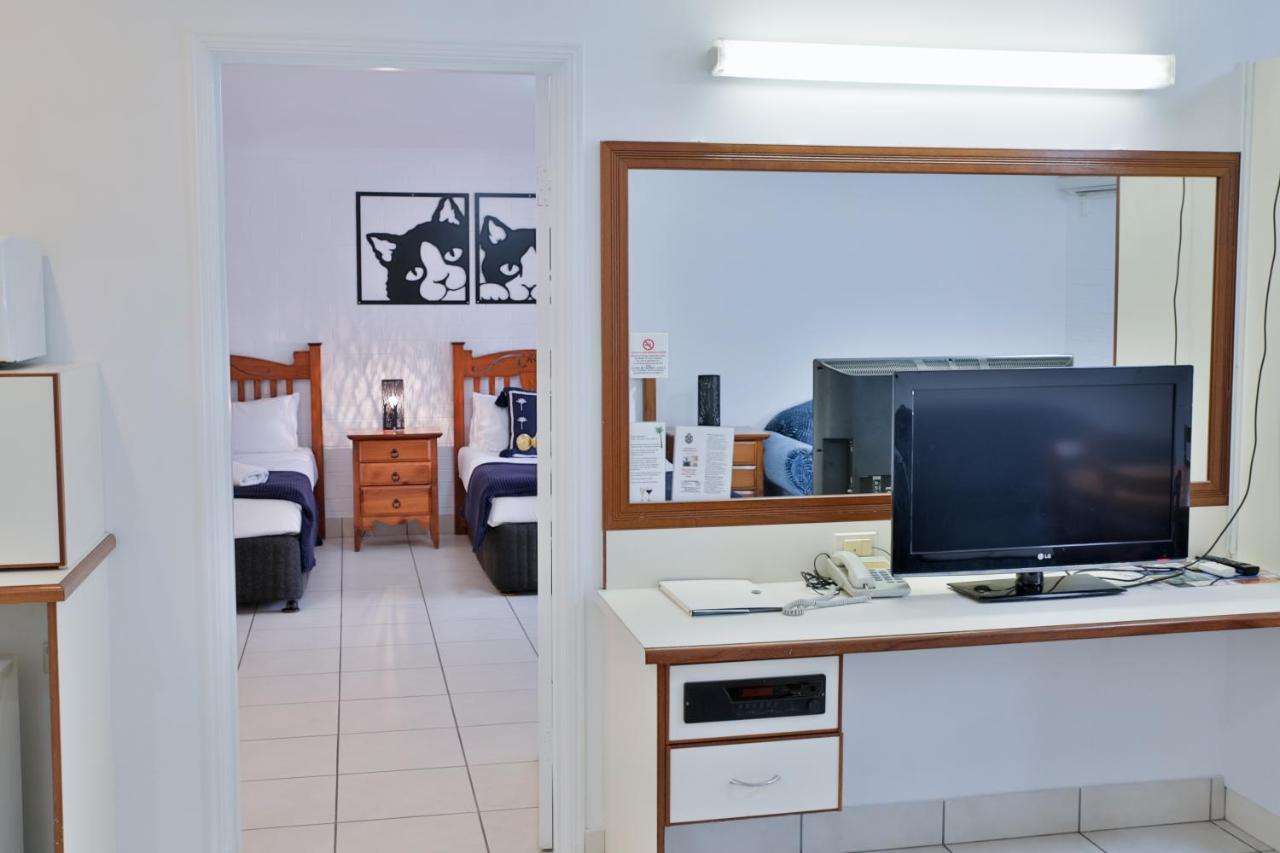 Central Park Motel Rockhampton Exterior foto