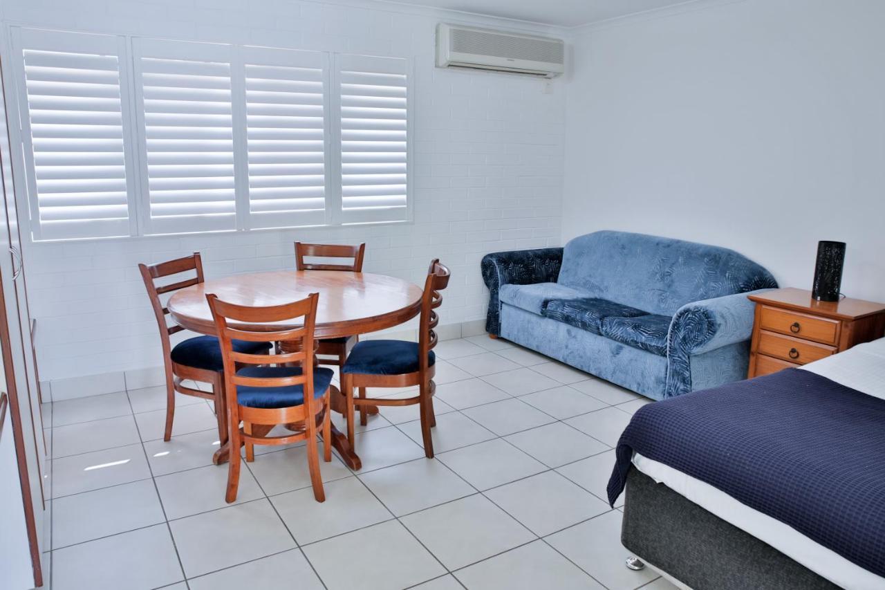 Central Park Motel Rockhampton Exterior foto